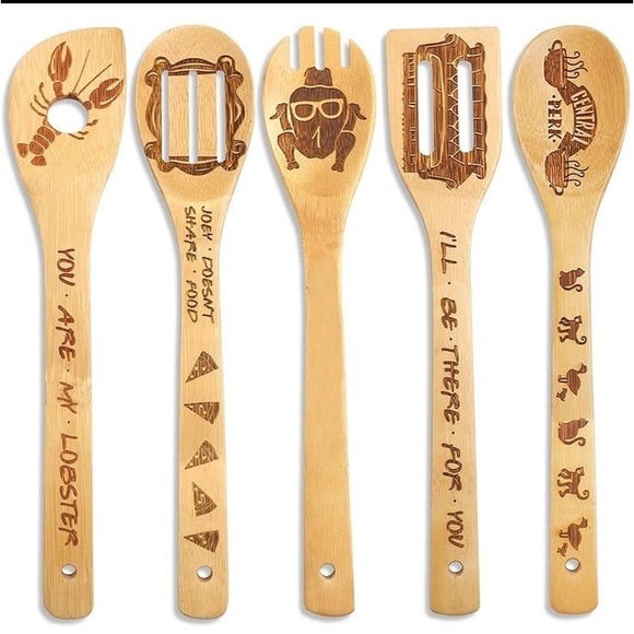 The Unbranded Brand Other - Friends Wooden Spoons Utensils Set of 5 - Novelty Friends TV Show Home Kitchen
